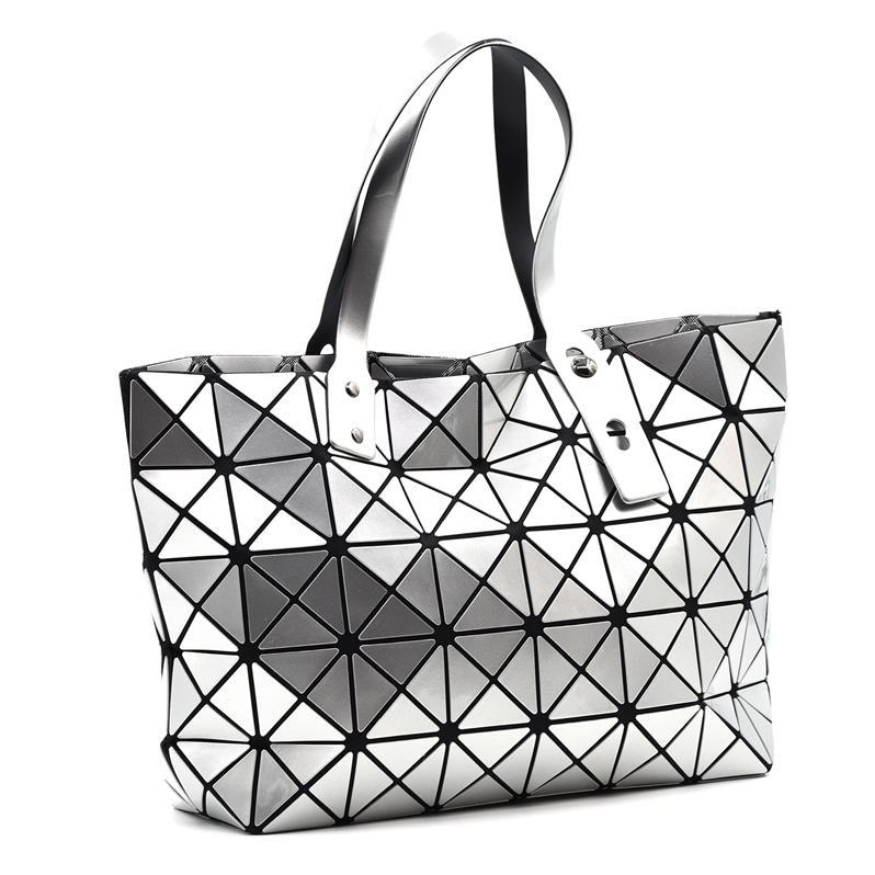 Design Led Resin Shoulder Triangle Bag - Silver